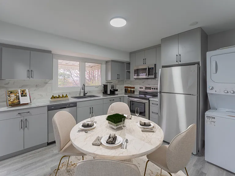 811 Overlea Ct #2 — Photo 8