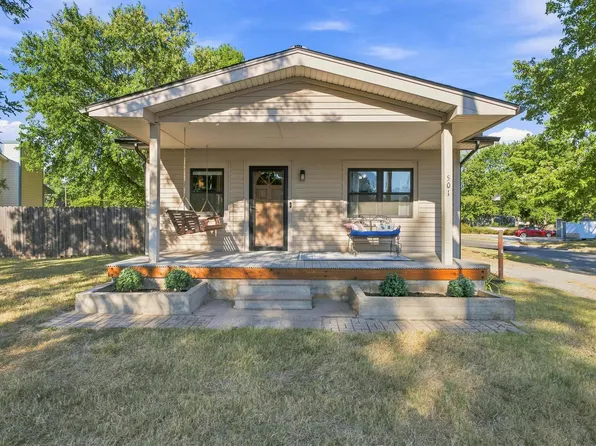 501 S Opal Ave, Maize, KS 67101