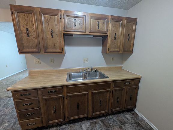 4th image of 400 Boone Village Dr #96794BCBA