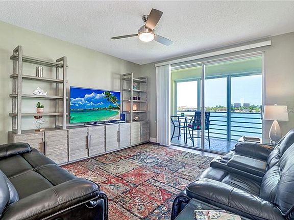 3rd image of 7862 Sailboat Key Blvd S APT 305