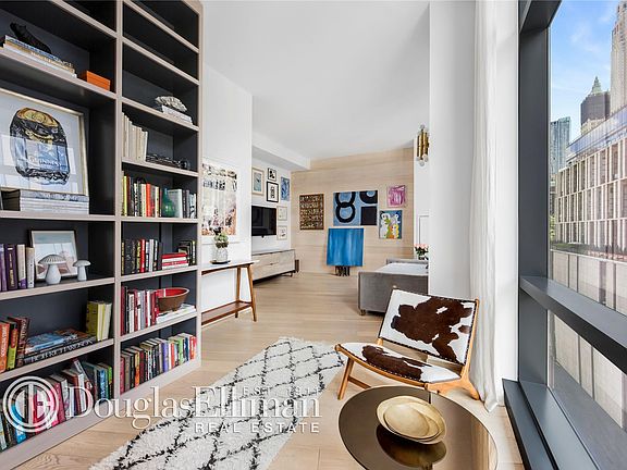 5th image of 200 Chambers St APT 6A
