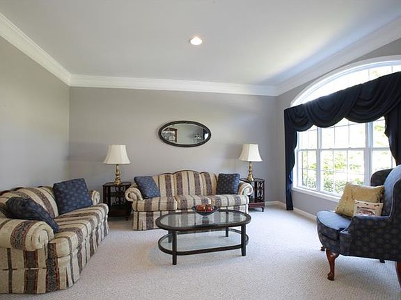 4th image of 124 Bradshaw Park Dr