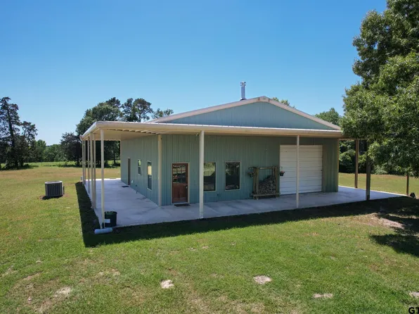 800 County Road 4350, Scroggins, TX 75480