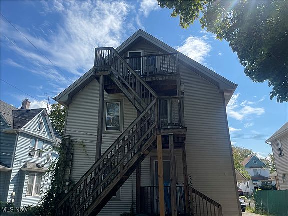 4th image of 16809 Grovewood Ave