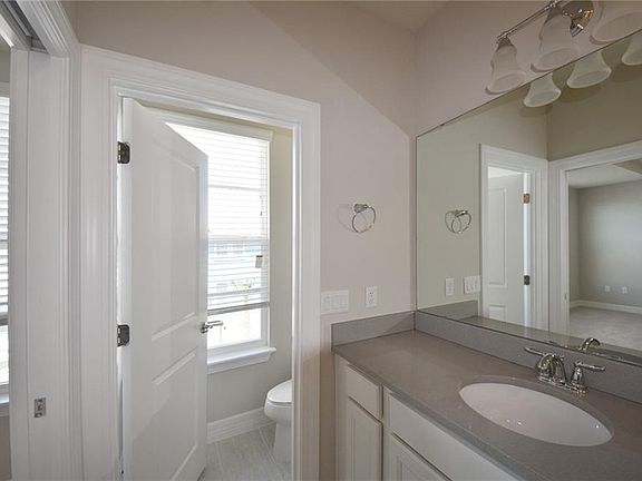 3rd image of 13536 Heaney Ave