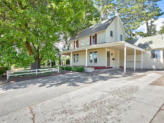 Driveway entry
