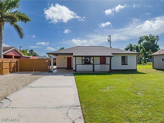 2nd image of 211 Crescent Lake Dr