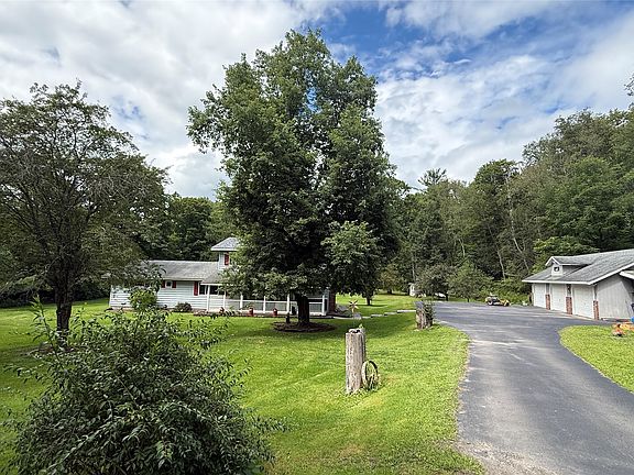 2nd image of 71 Rhodes Rd