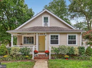 118 7th St, Colonial Beach, VA 22443