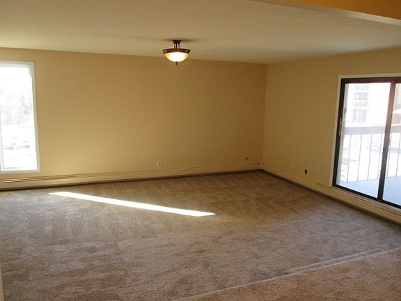 3rd image of 2929 Sunnyside Dr APT C246