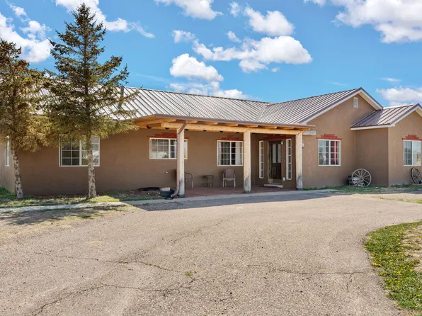 4 Bandolero Rd, Edgewood, NM 87015