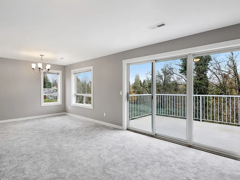521 Main Pl — Photo 14