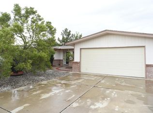 7604 Roberts St NE, Albuquerque, NM 87109