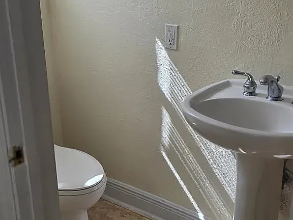 1 bed, 700 sqft, $1,600 — Photo 4
