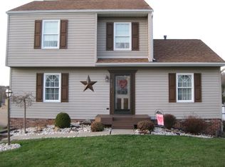 313 Gloucester Dr, Greensburg, PA 15601