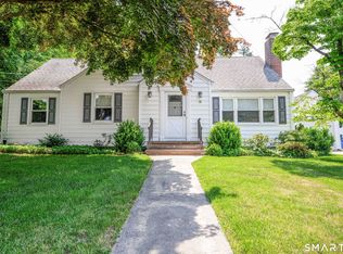 25 Wright Lane, Hamden, CT 06517