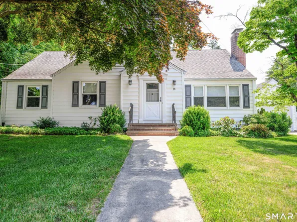 25 Wright Lane, Hamden, CT 06517