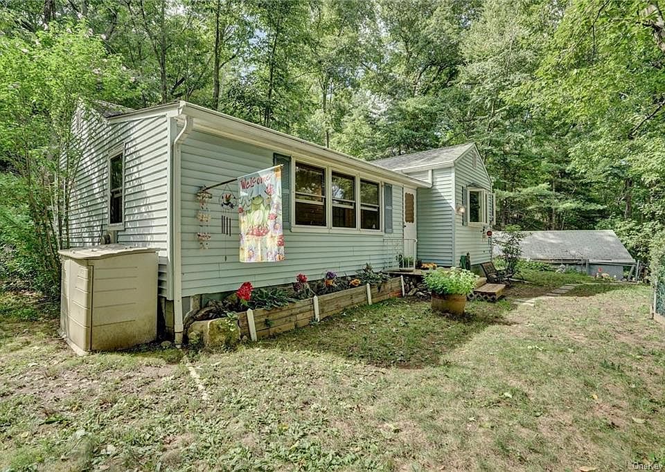 1st image of 47 Wharton Dr