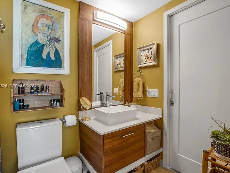 601 NE 27th St #1505 — Photo 15