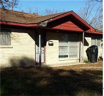 3rd image of 4125 Phlox St