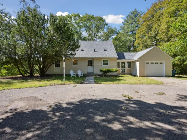 105 Division St, Allegan, MI 49010