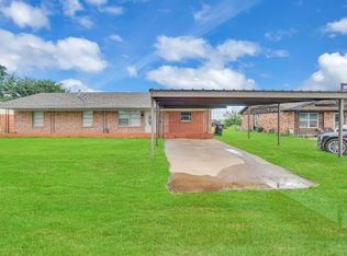 618 E Baseline Rd, Tipton, OK 73570