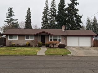 744 Herman Ave, Medford, OR