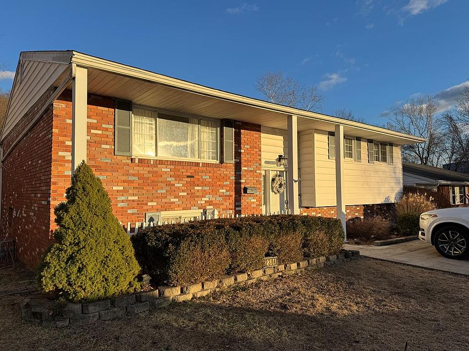 1st image of 2384 Edgewood Dr