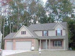 727 Whisperwood Pkwy, Holland, OH 43528