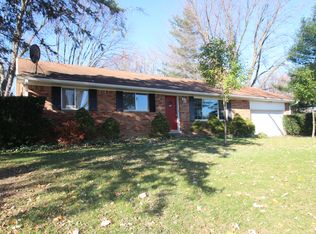 5381 Oak Grove Rd, Howell, MI 48855