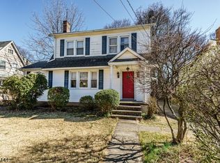 14 Dayton Cres, Bernardsville, NJ 07924