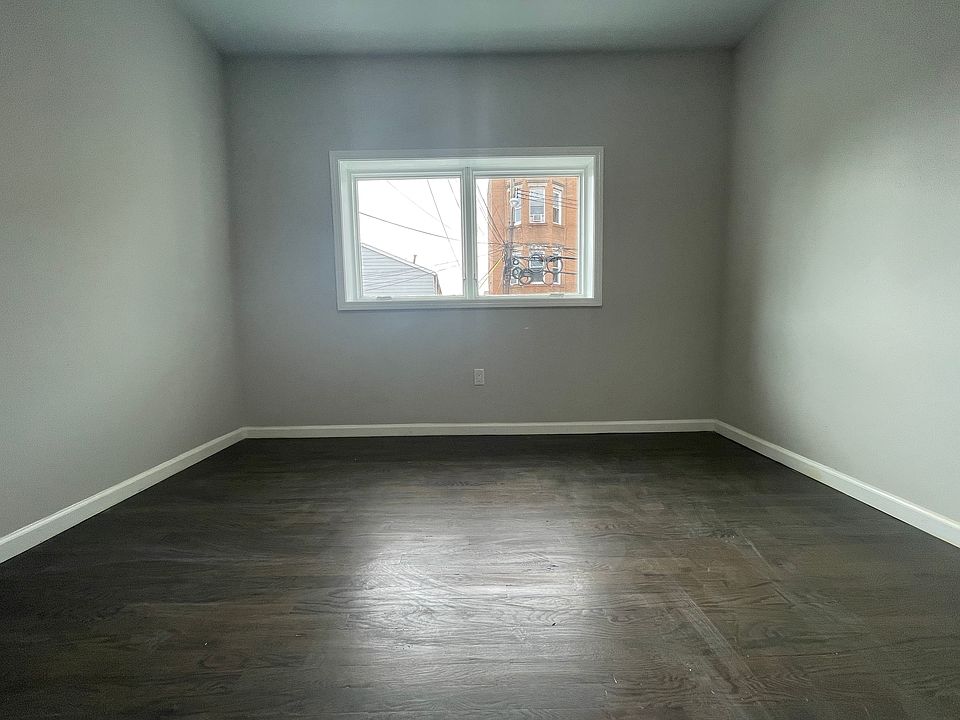 2nd image of 557 Ocean Ave #2E