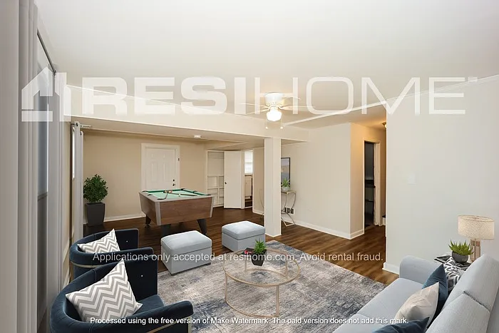 724 Dixon Rd — Photo 9