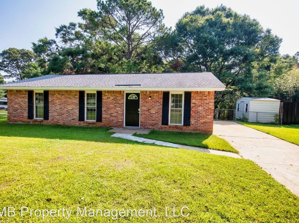 103 Graylynn Dr, Prattville, AL 36066