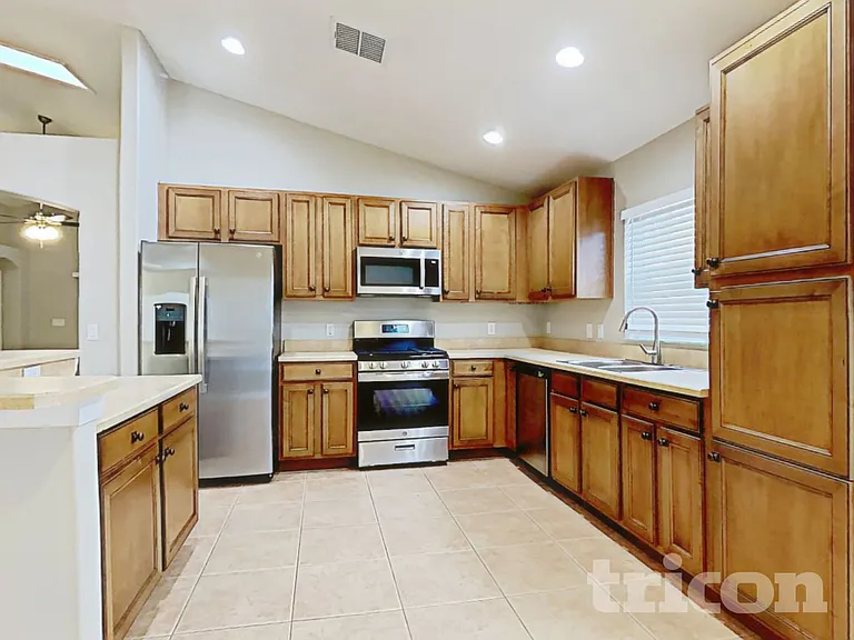 3027 Wild Pepper Ave — Photo 7