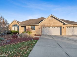 22433 Merritton Rd, Frankfort, IL 60423