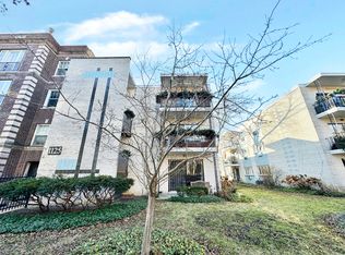 1125 W Lunt Ave APT 102, Chicago, IL 60626