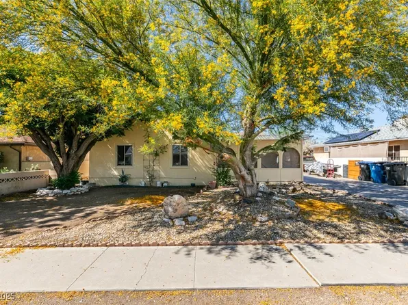 136 Elm St, Henderson, NV 89015