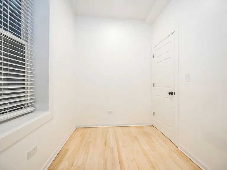 1247 N Cleaver St #R — Photo 6