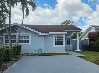 9818 SW 146th Ct, Miami, FL 33186