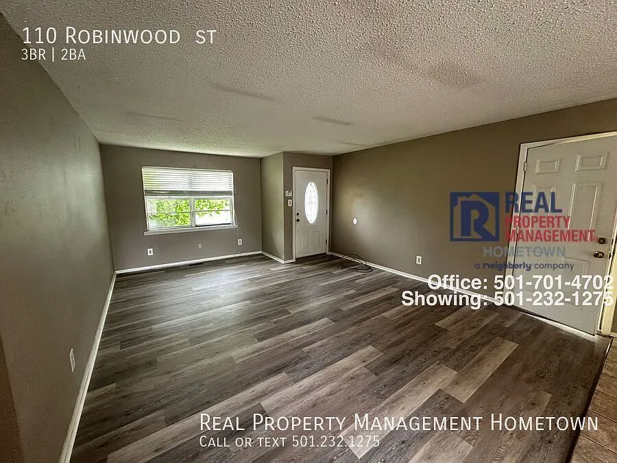 Wonderful 3 bedroom 2 bath! — Photo 2