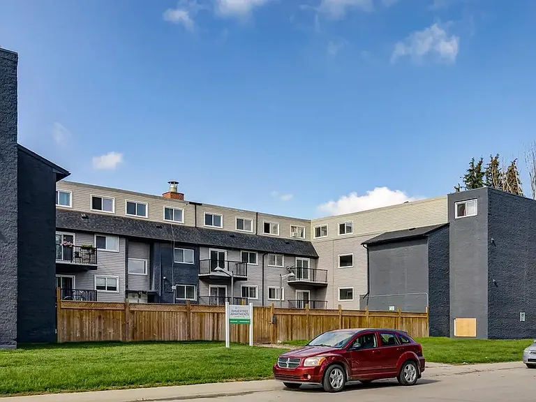 26 Maxwell Cres — Photo 24