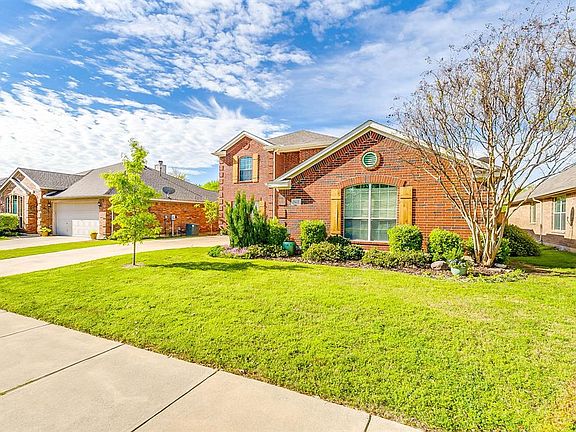3rd image of 5613 Parkplace Dr