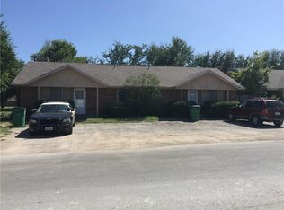 200 Bonnie Bell Ln APT 9, Springtown, TX 76082