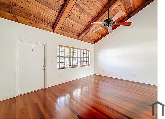 4th image of 2133 N 14th Ave #1