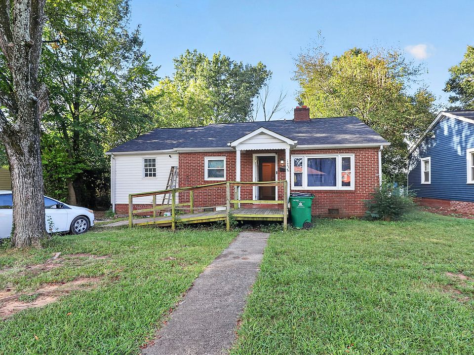 1st image of 1238 Weldon Ave