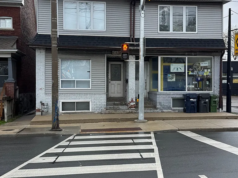 1136 Dufferin St #MAIN — Photo 1
