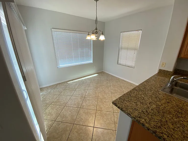 4445 Penguin Ave — Photo 4