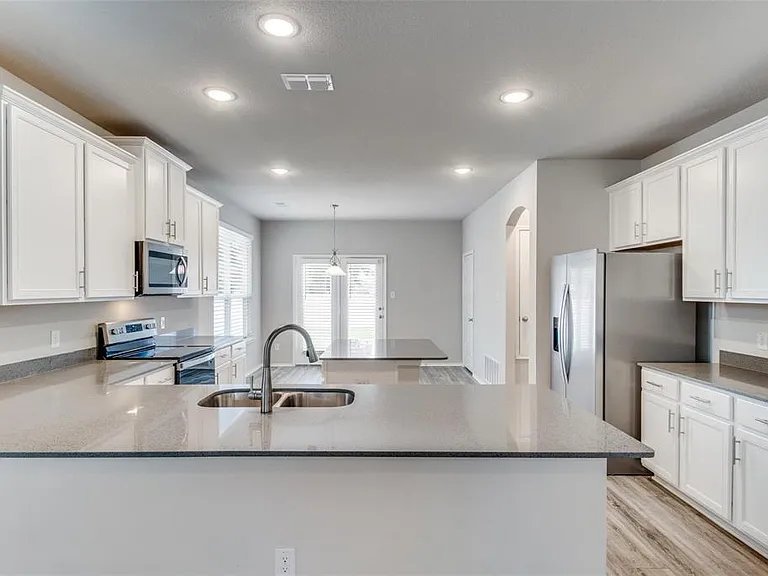 10156 Revere Dr — Photo 5