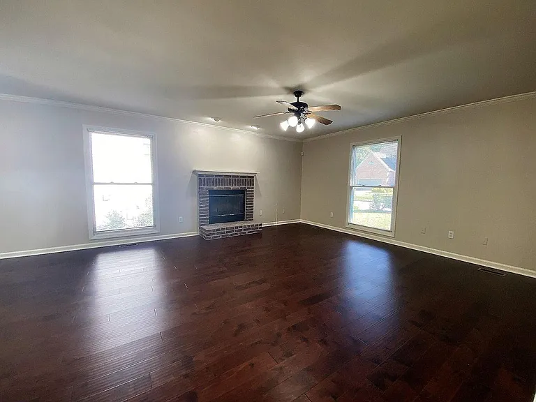 2707 Dee Peppers Dr — Photo 5